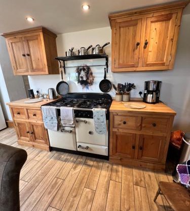 Spaniel Cottage with views of Ham hill, Stoke sub Hamdon