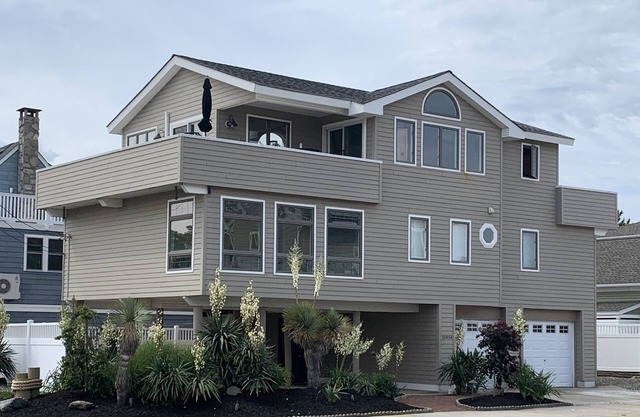 Sparkling Beach Haven Oceanside 2.3 Million Property. Easy Beach Access.