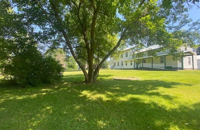 Spencer Village Colonial 4