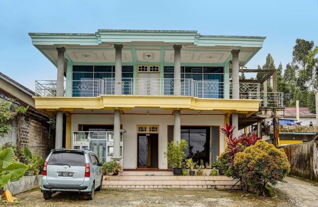 SPOT ON 92446 Penginapan Aina Syariah