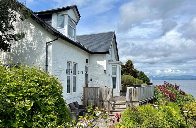 St Abbs - a coastal villa with spectacular sea views