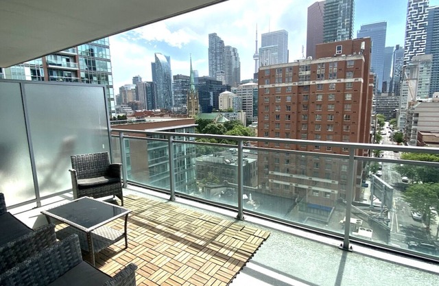 St Lawrence 1 Bdrm Condo with Patio & BBQ