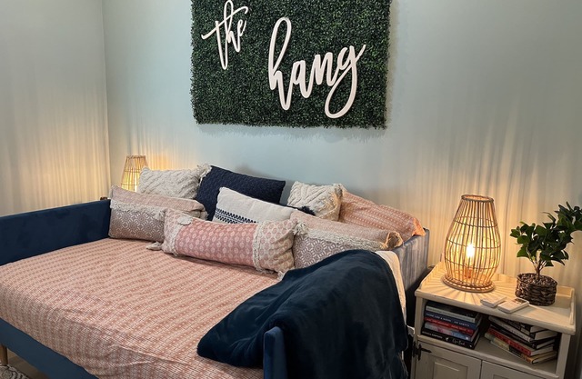 Stay at the Hang- a 70's Inspired Suite in Nashville!
