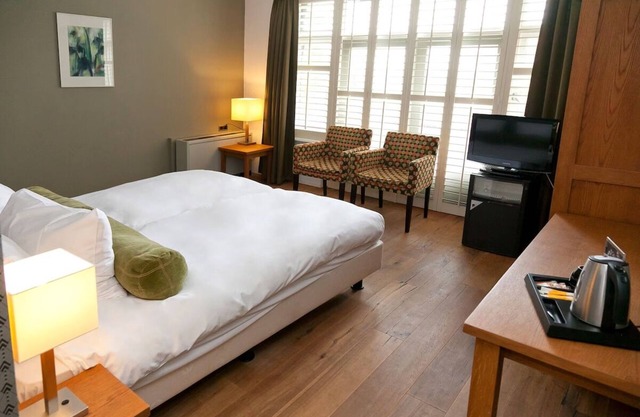 Stay Close to Nature with Full Comfort! Indoor Pool! Free Parking