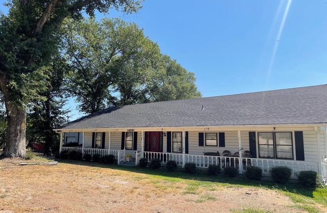 Stay in this beautiful country home!