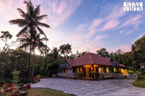 StayVista at Tarang - The Nest with Lawn, AC, BBQ