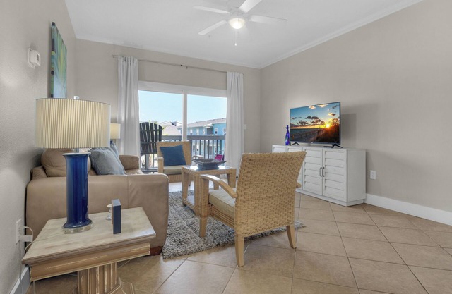 🏝️Steps to Beach w/Gulf Views + Community Pool | Villas on the Gulf unit J8