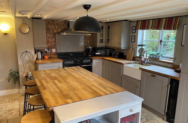 Stone Cottage Norfolk , Lovely family cottage