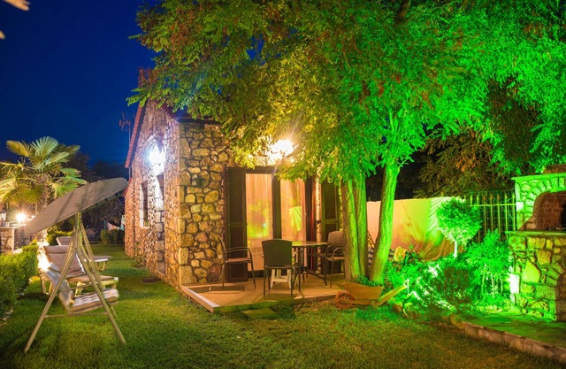 Stone House Maria! Great Holidays in a bungalow on a beach!