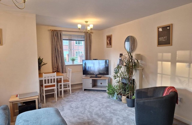 Stratford-upon-Avon 1-Bed, Sleeps 4, Pets Allowed