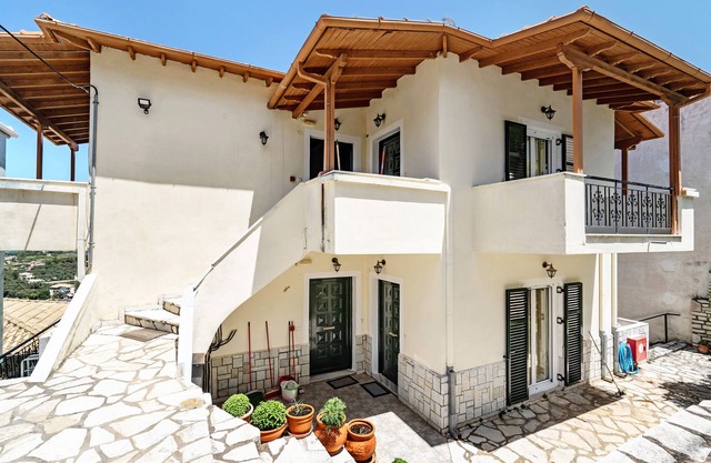 Studio Apartment 'Lefkothea' with Sea View, Wi-Fi and Air Conditioning
