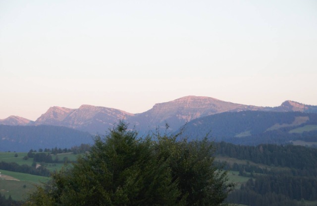 Studio Apartment 'Traumblick Appartement Oberreute' with Mountain View, Private Terrace and Wi-Fi