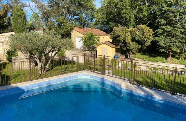 Studio au Pied de la ste Victoire