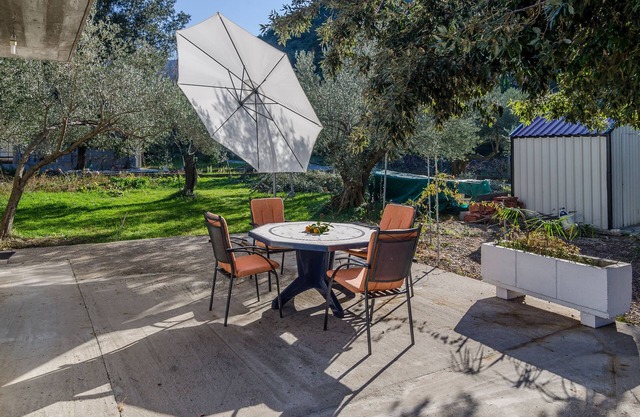 Studio flat with terrace Žuljana, Pelješac (AS-4574-a)