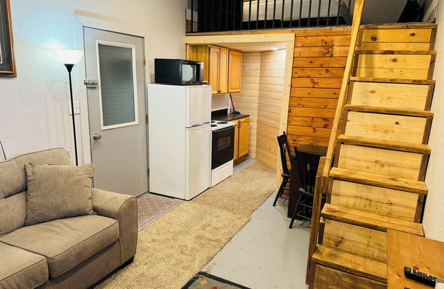 Studio with Attached Heated Garage