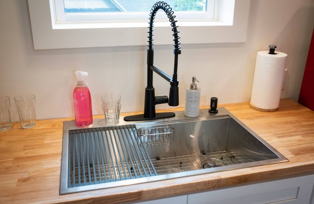 Stunning 1 BR Loft Apartment Gloversville-Nothing like it in the area