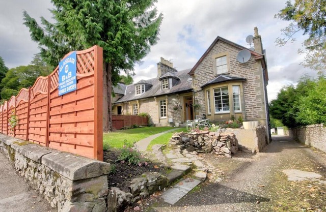 Stunning 5-Bed House in Inverness
