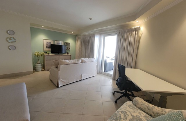 Stunning Beachfront 2-bedroom Condo with AC in Barbados