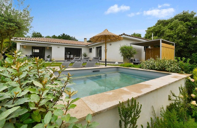 Stunning home in St Laurent des Arbres