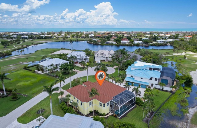 Stunning Golf Course Estate in Beachview