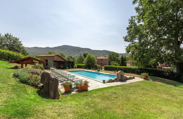 Stunning home in Pieve Santo Stefano