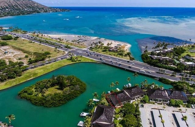 Stunning Marina Townhome with Ocean and Mountain Views