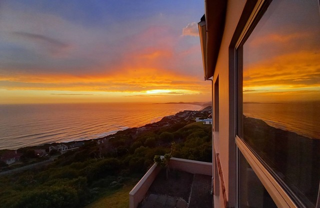Stunning Ocean View Property 5 min from Beach