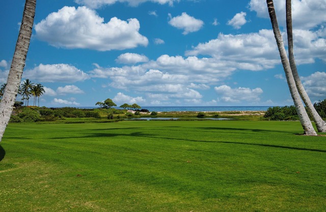 Stunning Ocean Views - Hualalai Resort- 18th Fairway - Prime Location - Golf Cart Included