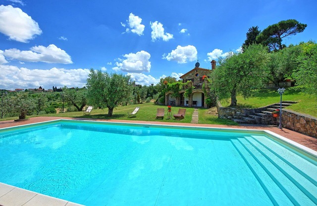 Stunning private villa with private pool, WIFI, A/C, TV, patio, panoramic view and parking