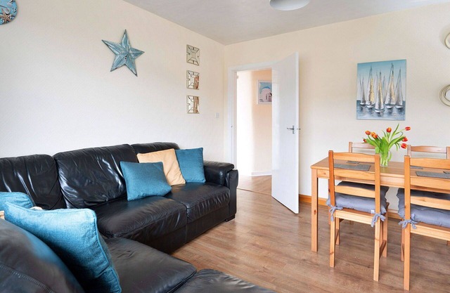 Stunning villa for 4 people with WIFI, pets allowed and parking