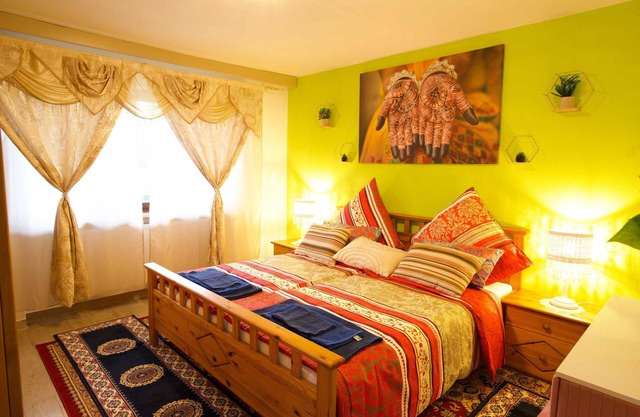 Stylish and artistic apartment with 400 sqm garden & massage and Ayurveda