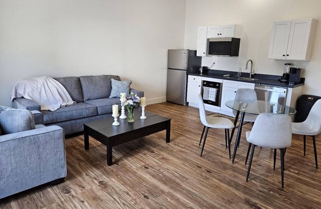 Stylish apartment in renovated Elizabethtown building with new furnishings!