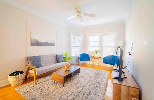 ⭐|Stylish|Comfy|Lincoln Sq.| 2BR |✨|Near Wrigley|⭐
