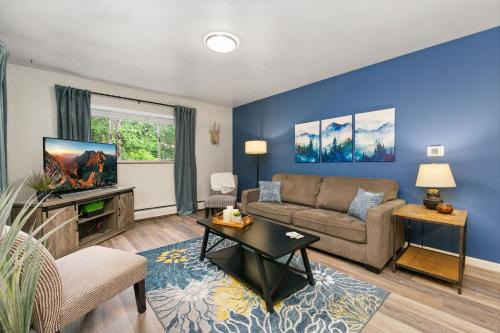 Stylish Condo in the Heart of Old Town