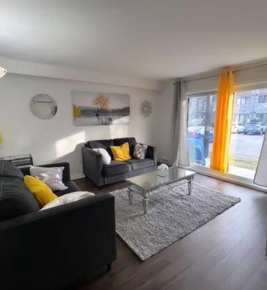 Stylish Luxe Space with Free Parking