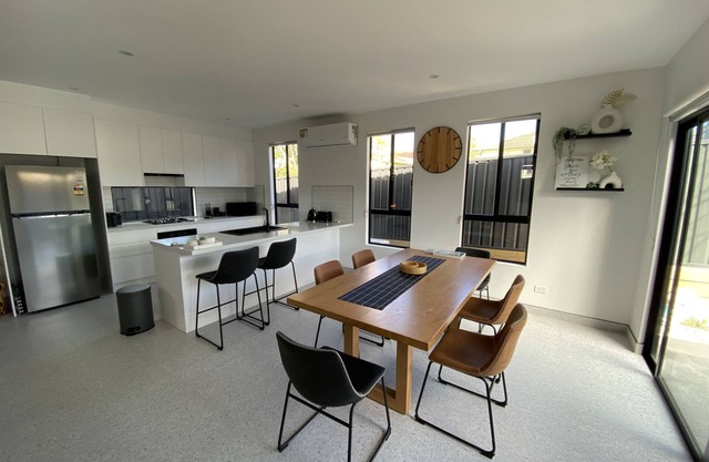Stylish, New and Modern Townhouse