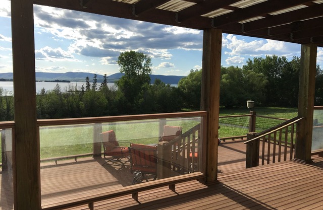 Stylish Residence with Sauna, Game Room & Grand Deck overlooking Flathead Lake!