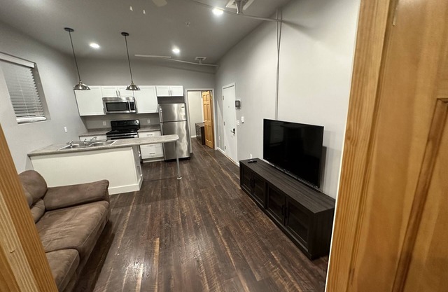 Suite on Main Street
