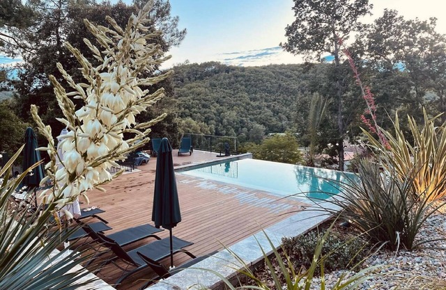 Suite with whirlpool bath in the heart of the Cevennes mountains