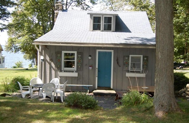 Summer Cottage Rental in Highgate Springs