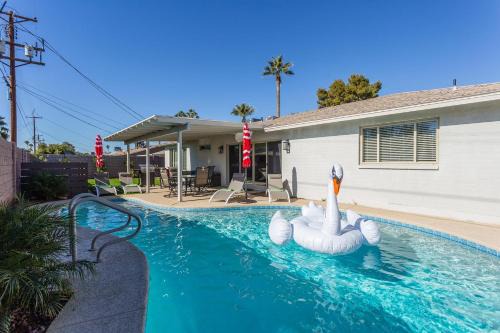 Sun-Soaked Scottsdale - Private Pool - in Old Town