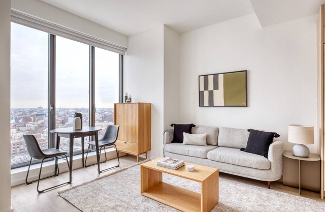 Sunlit Clinton Hill 1BR w/W/D, Gym & Pool, nr BAM, by Blueground