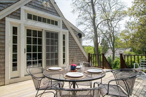 Sunroom 1 3 Miles to Longnook Beach