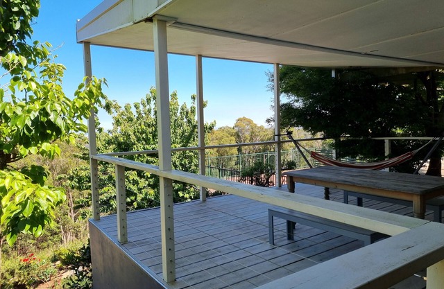Sunset Hues-Enjoy Peace & Nature in lovely Adelaide Hills overlooking Adelaide
