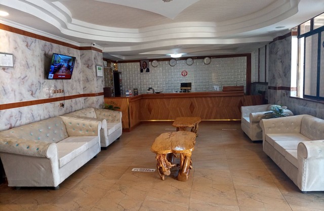 Sunshine Hotel