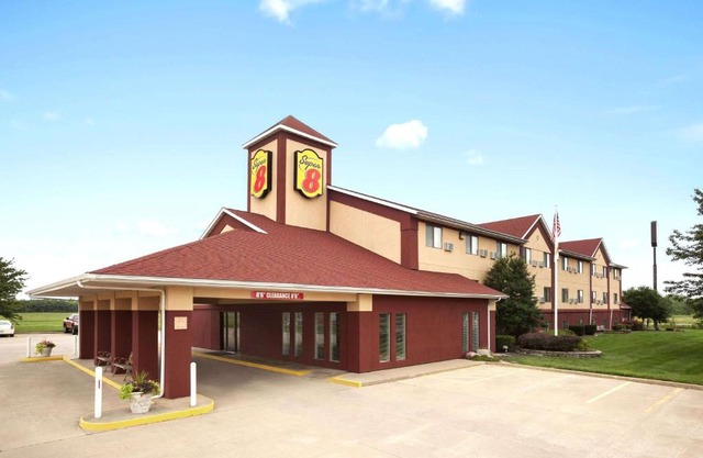 Super 8 by Wyndham Salem