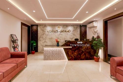 Super Townhouse Lotus Grand