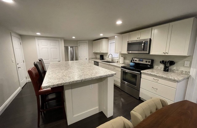 SUPER UPSCALE RANCH!