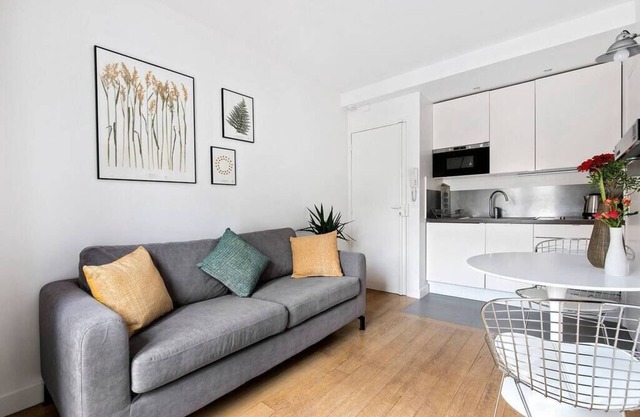 Superb apartment with balcony in the heart of Montorgueil