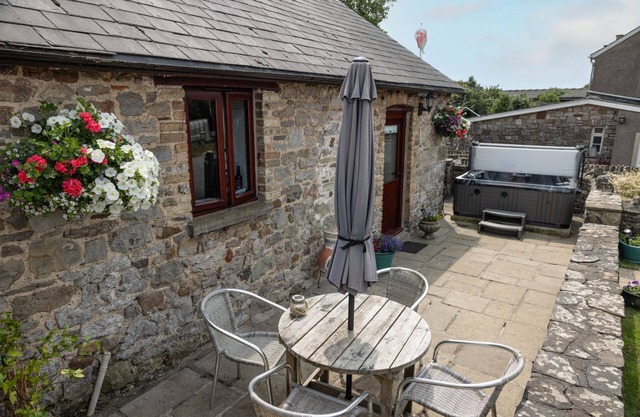 Swallow Cottage - 1 Bedroom - sleeps 3